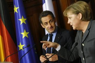 Bruselas - Rueda de prensa de Lozano Valls ("Dimito para preparar la defensa en el proceso") Sarkozy_merkel